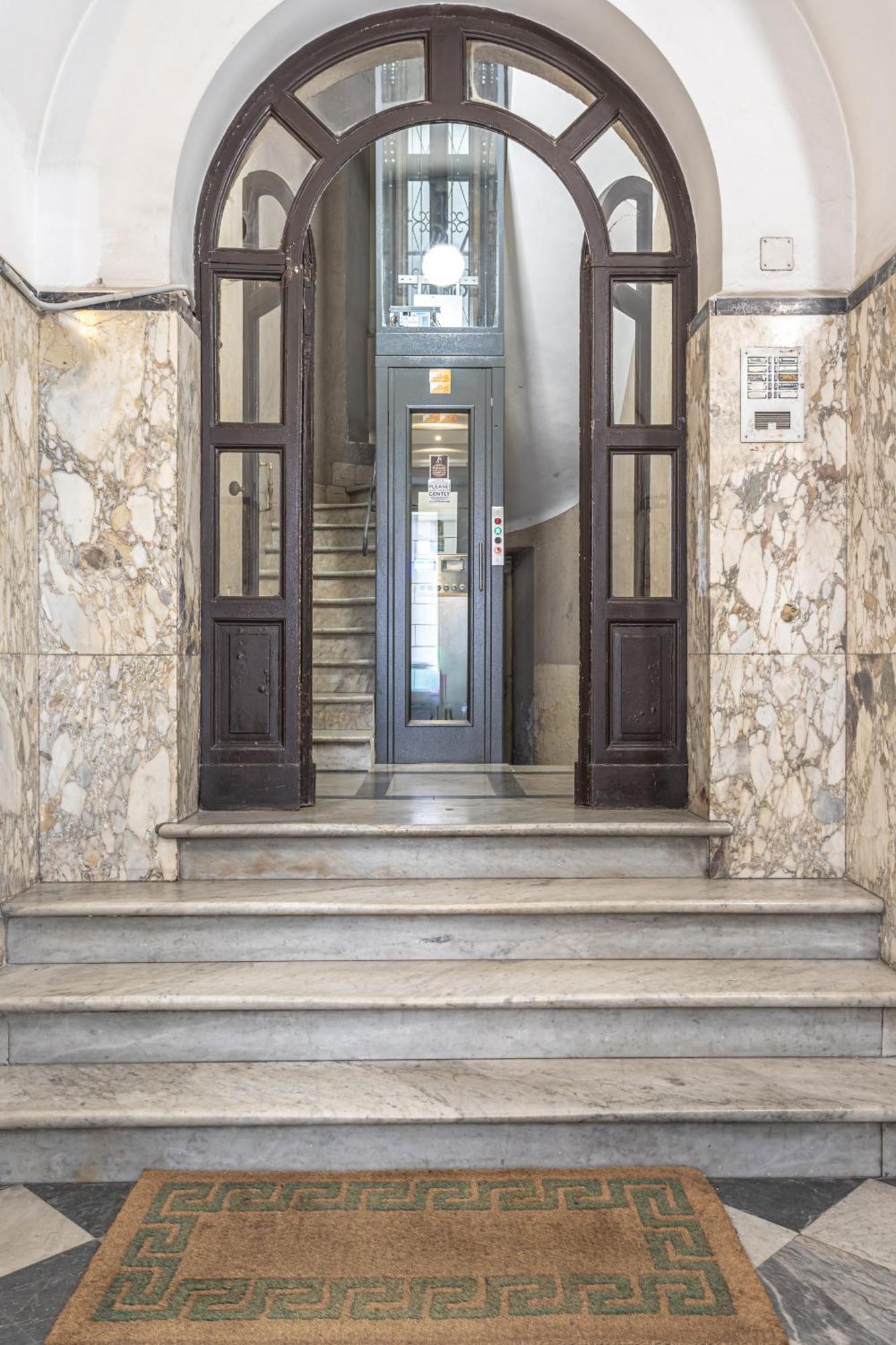 Private Apartment Colosseum Ρώμη Εξωτερικό φωτογραφία